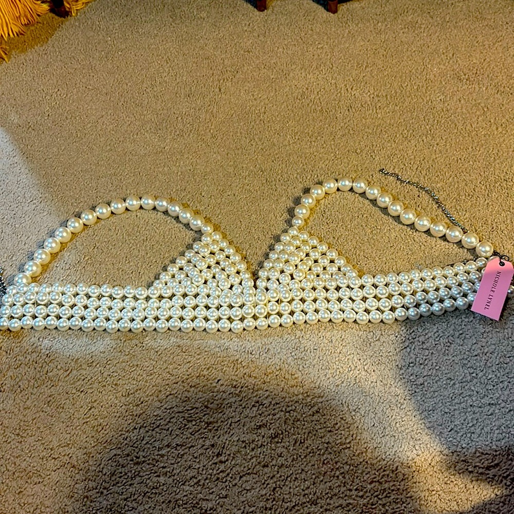 BEAUTIFUL PEARL BRA TOP BRAND NEW!!!